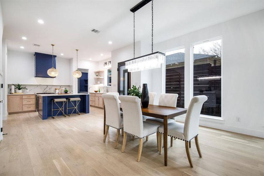 Furnished interior view inside a new home in , Dallas (Image 13).