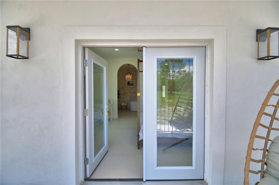 Exterior details and patio area of a home in , Polk City (Image 21).