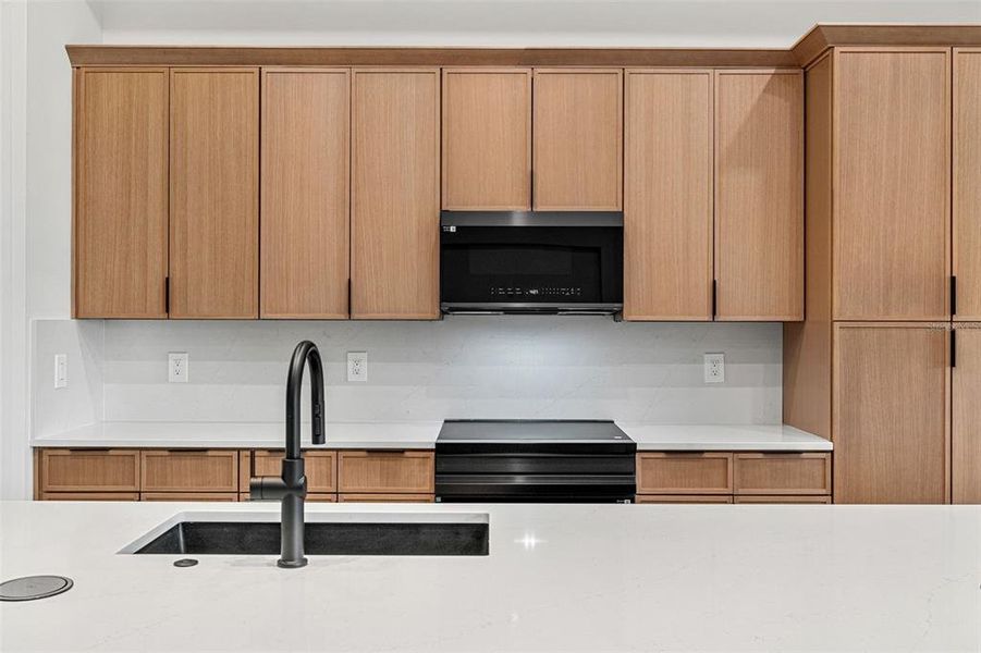 Close-up of interior finishes inside a home in , Cocoa (Image 16).