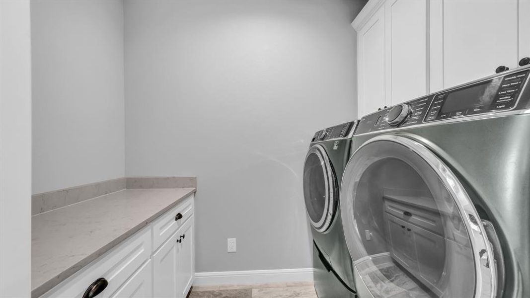 Close-up of interior finishes inside a home in Oak Water Ranch, Granbury (Image 20).