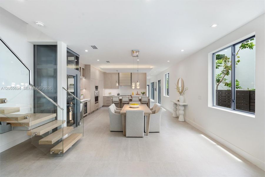 Furnished interior view inside a new home in , Fort Lauderdale (Image 84).