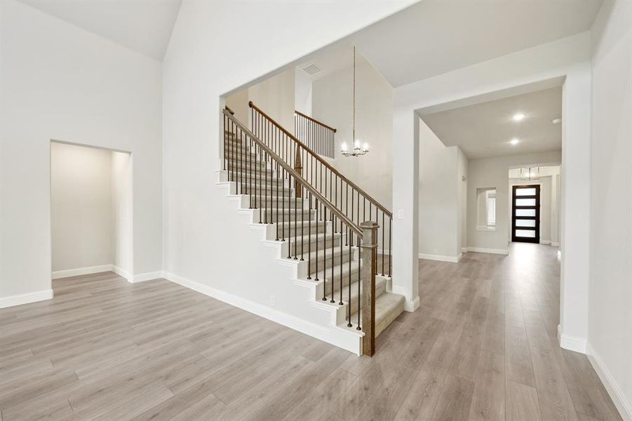 Spacious, unfurnished interior of a new home in Timberbrook, Justin (Image 31). Spacious, unfurnished interior of a new home in Timberbrook, Justin (Image 31).