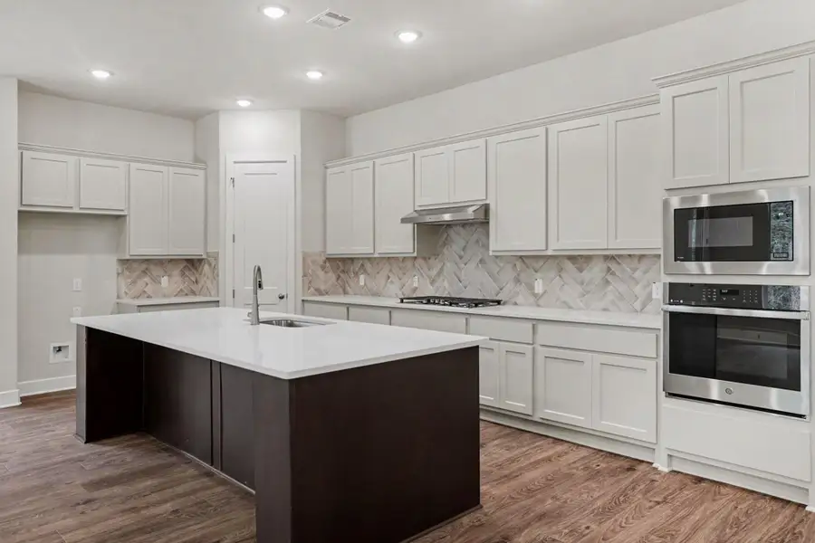 Furnished interior view inside a new home in Rose Hill Estates, Willis (Image 10).