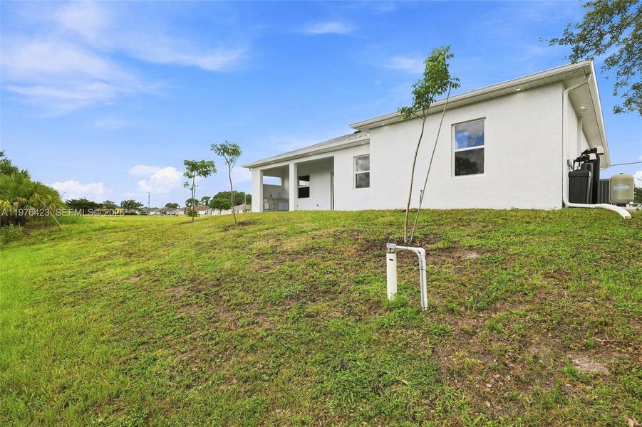 Exterior details and patio area of a home in , Cape Coral (Image 32).