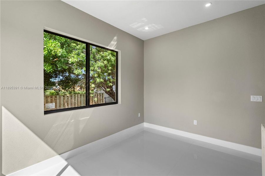 Spacious, unfurnished interior of a new home in , Oakland Park (Image 16). Spacious, unfurnished interior of a new home in , Oakland Park (Image 16).
