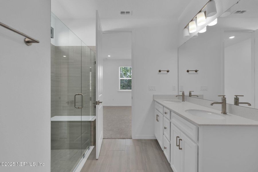 Furnished interior view inside a new home in Bradley Creek, Green Cove Springs (Image 6). Furnished interior view inside a new home in Bradley Creek, Green Cove Springs (Image 6).