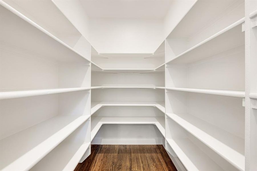 Spacious, unfurnished interior of a new home in Triple Diamond Ranch, Mansfield (Image 21).