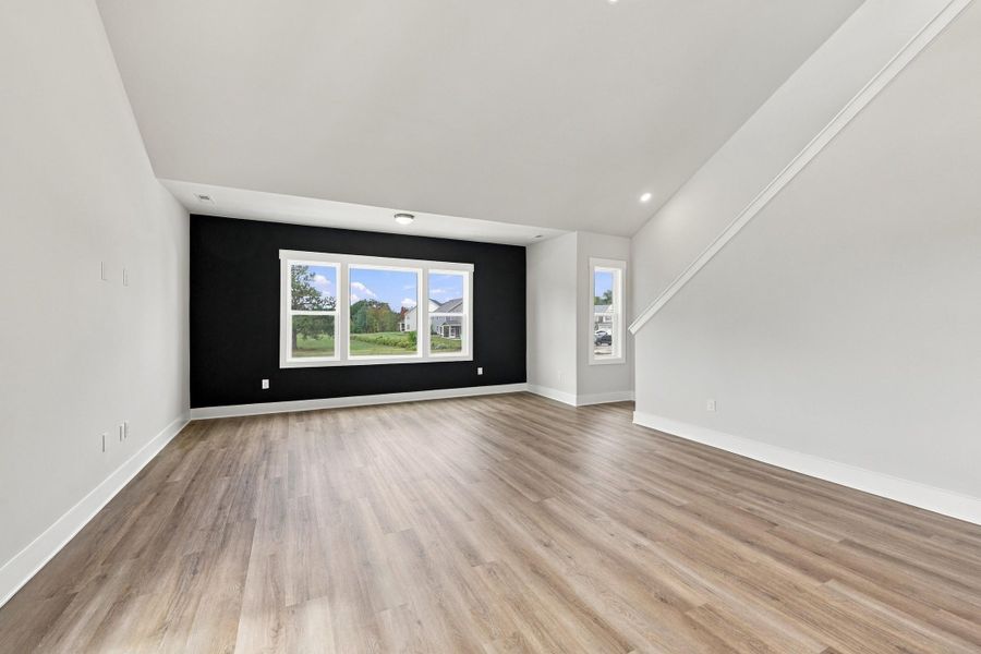 Spacious, unfurnished interior of a new home in Allen Park, Raleigh (Image 22).
