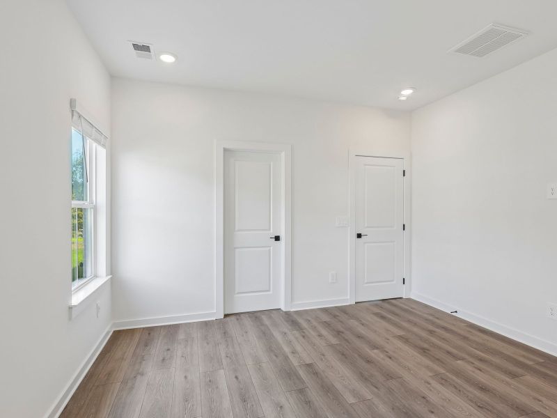 Spacious, unfurnished interior of a new home in Benders Cove - Premier Series, Mount Juliet (Image 11).