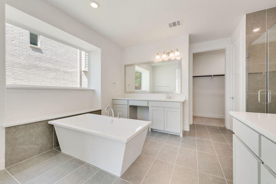 Furnished interior view inside a new home in Breezy Hill, Rockwall (Image 11). Furnished interior view inside a new home in Breezy Hill, Rockwall (Image 11).