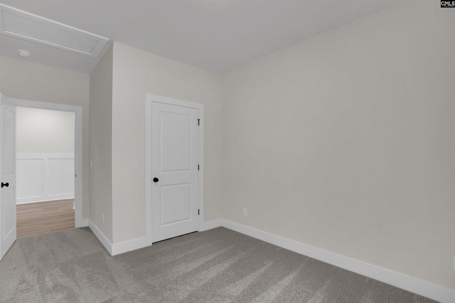 Spacious, unfurnished interior of a new home in Rolling Hills, Prosperity (Image 34).