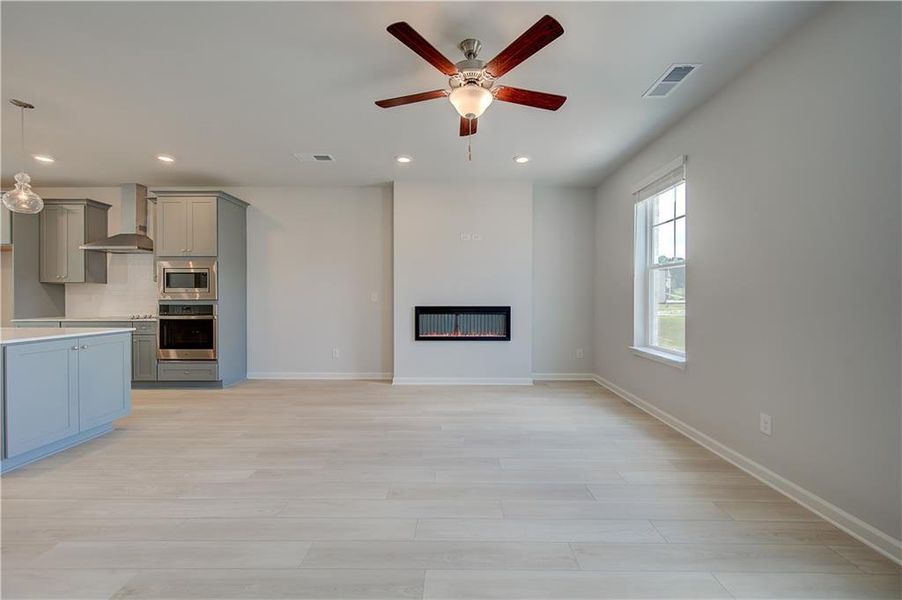 Spacious, unfurnished interior of a new home in Daybreak, Newnan (Image 21).