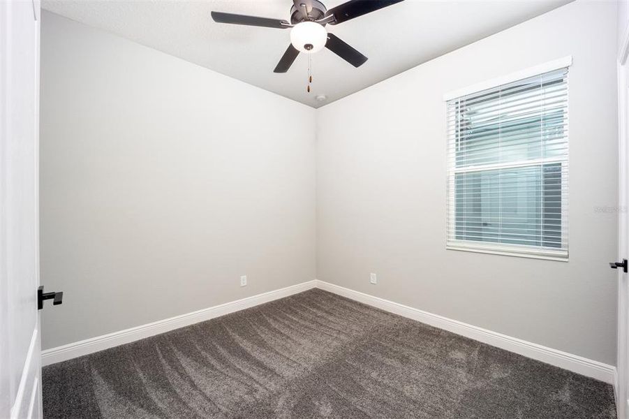 Spacious, unfurnished interior of a new home in Gum Lake Preserve, Lake Alfred (Image 16).