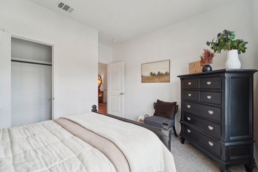 Image 13 of a home in Mill Creek. Image 13 of a home in Mill Creek.