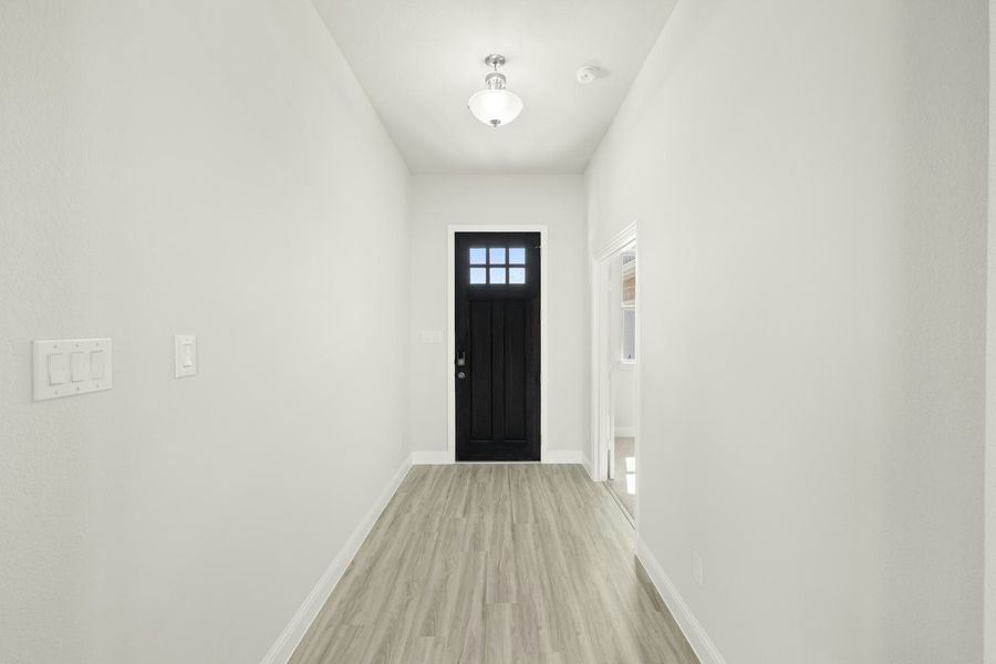 Spacious, unfurnished interior of a new home in Westside Preserve - 70ft. lots, Midlothian (Image 13). Spacious, unfurnished interior of a new home in Westside Preserve - 70ft. lots, Midlothian (Image 13).