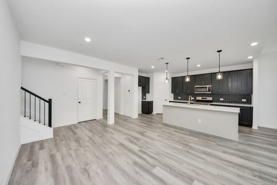 Spacious, unfurnished interior of a new home in , Katy (Image 29).