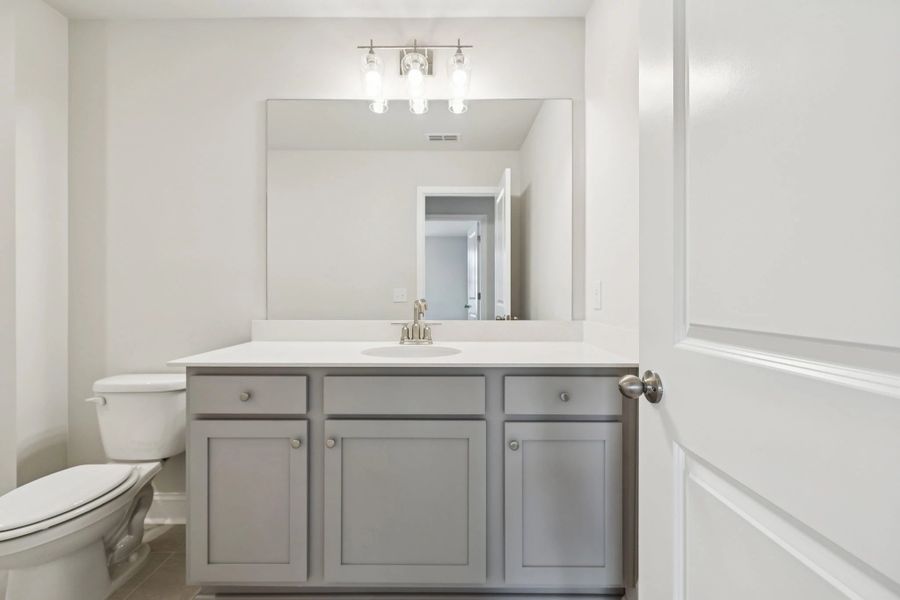 Image 46 of a home in Cades Bluff.