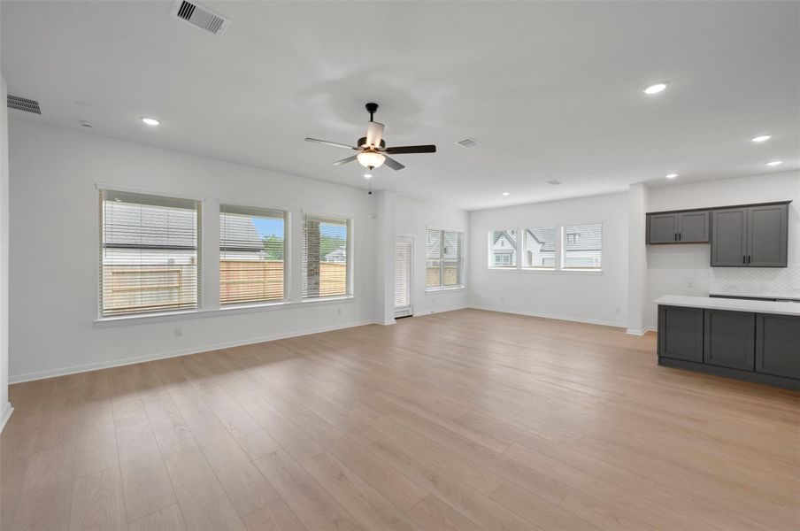 Spacious, unfurnished interior of a new home in Escondido - Overlook Collection, Magnolia (Image 15).