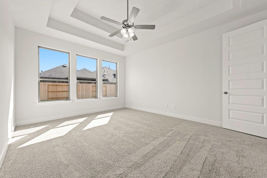 Spacious, unfurnished interior of a new home in Grand Central Park – 50', Conroe (Image 16). Spacious, unfurnished interior of a new home in Grand Central Park – 50', Conroe (Image 16).