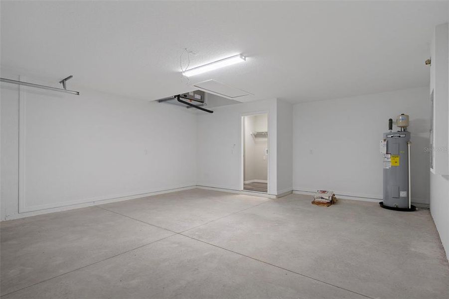 Spacious, unfurnished interior of a new home in , Weeki Wachee (Image 23). Spacious, unfurnished interior of a new home in , Weeki Wachee (Image 23).