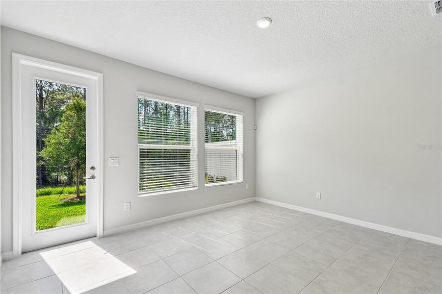 Spacious, unfurnished interior of a new home in Preserve at The Cays – The Driftwood Series, Daytona Beach (Image 20). Spacious, unfurnished interior of a new home in Preserve at The Cays – The Driftwood Series, Daytona Beach (Image 20).