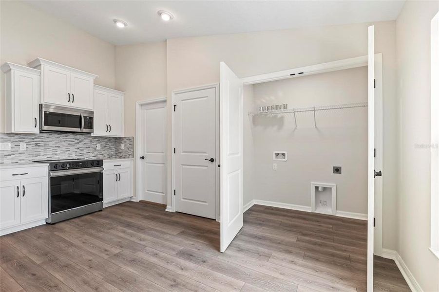 Furnished interior view inside a new home in , Palm Coast (Image 7).