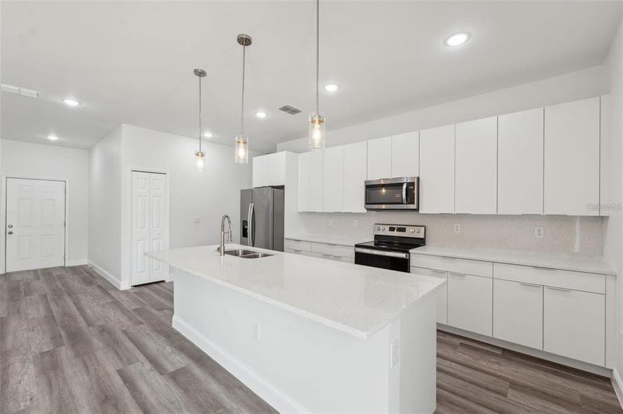 Furnished interior view inside a new home in , Ocala (Image 10).