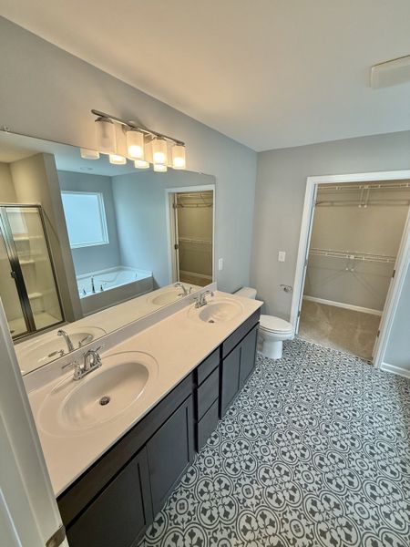 Furnished interior view inside a new home in Hobson Park, Antioch (Image 7).