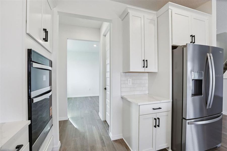 Furnished interior view inside a new home in Two Rivers - Signature Series, Zephyrhills (Image 11). Furnished interior view inside a new home in Two Rivers - Signature Series, Zephyrhills (Image 11).