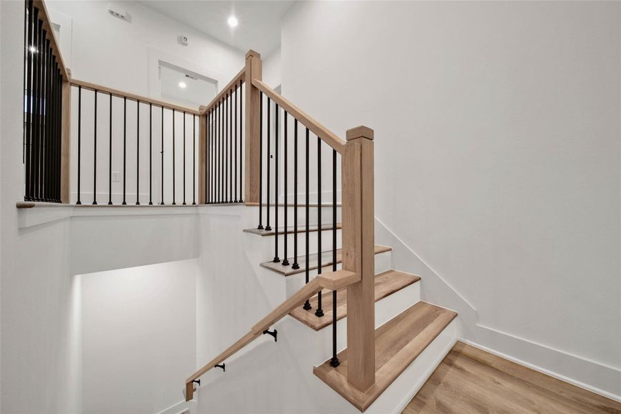Image 42 of a home in .