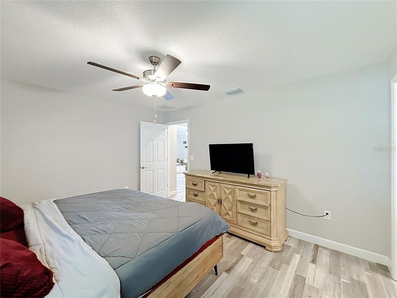 Furnished interior view inside a new home in , Ocala (Image 13).