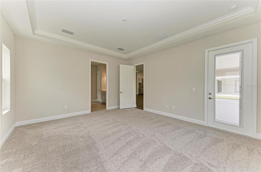 Spacious, unfurnished interior of a new home in Crosswind Point, Parrish (Image 28).