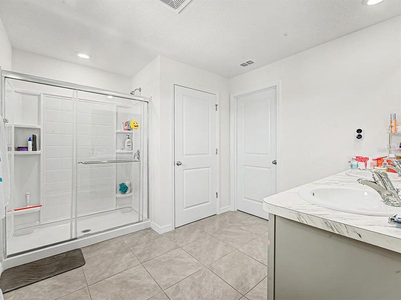 Furnished interior view inside a new home in , Spring Hill (Image 33). Furnished interior view inside a new home in , Spring Hill (Image 33).