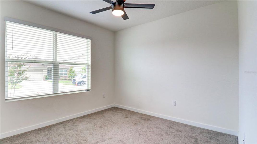 Spacious, unfurnished interior of a new home in Epperson, Wesley Chapel (Image 12).
