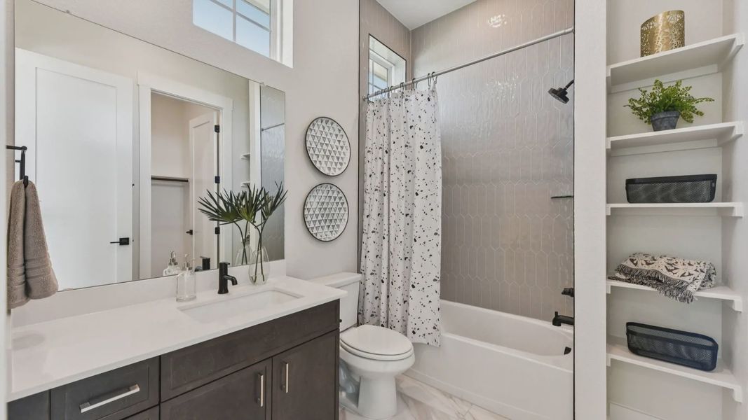 Representative furnished interior of a home built from the Franklin by Chesmar Homes in Feathergrass, Florence (Image 7).