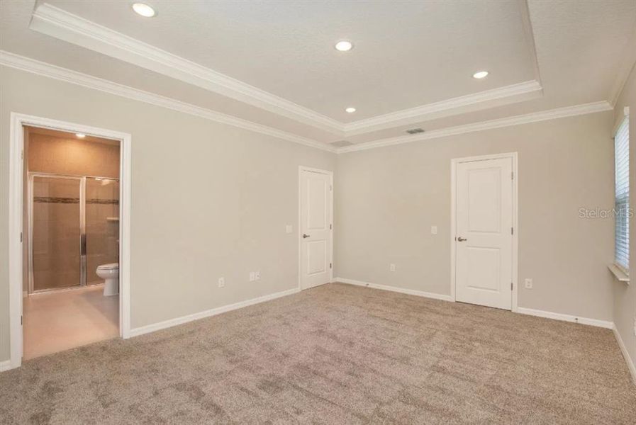 Spacious, unfurnished interior of a new home in , Ocala (Image 16).
