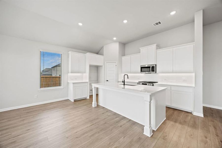 12-web-or-mls-1422-red-clover-ave