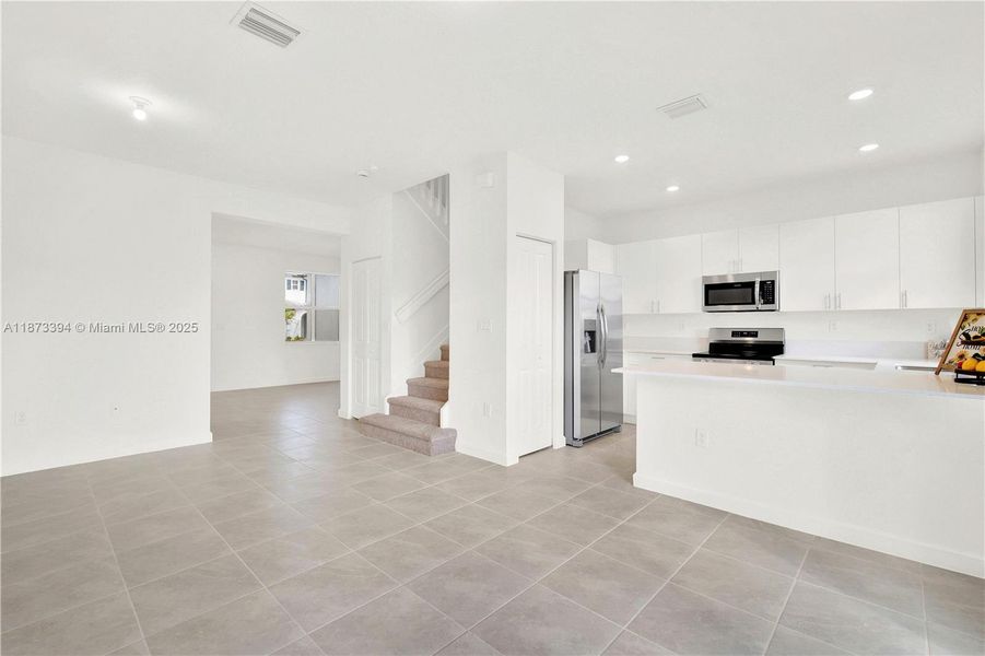 Image 19 of a home in Cedar Pointe: Cypress Collection.