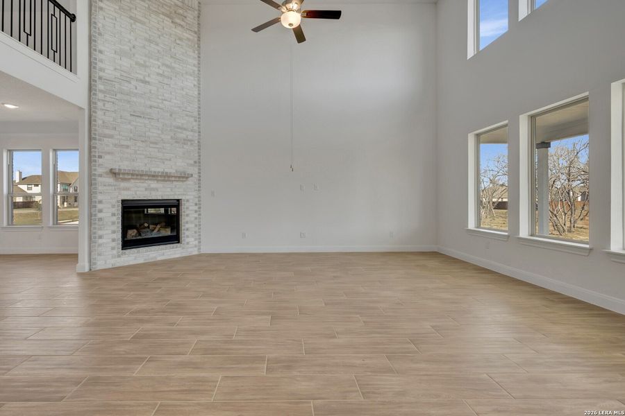 Spacious, unfurnished interior of a new home in Everly Estates, San Antonio (Image 39).