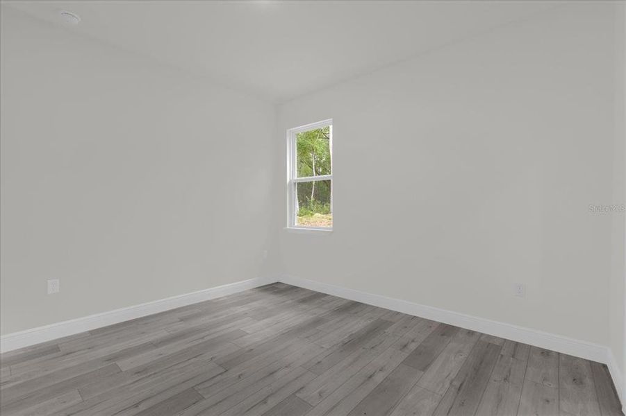 Spacious, unfurnished interior of a new home in , Citrus Springs (Image 32).