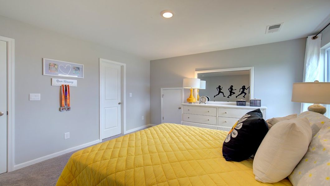 Furnished interior view inside a new home in Valleywood Farms, Waynesville (Image 38).