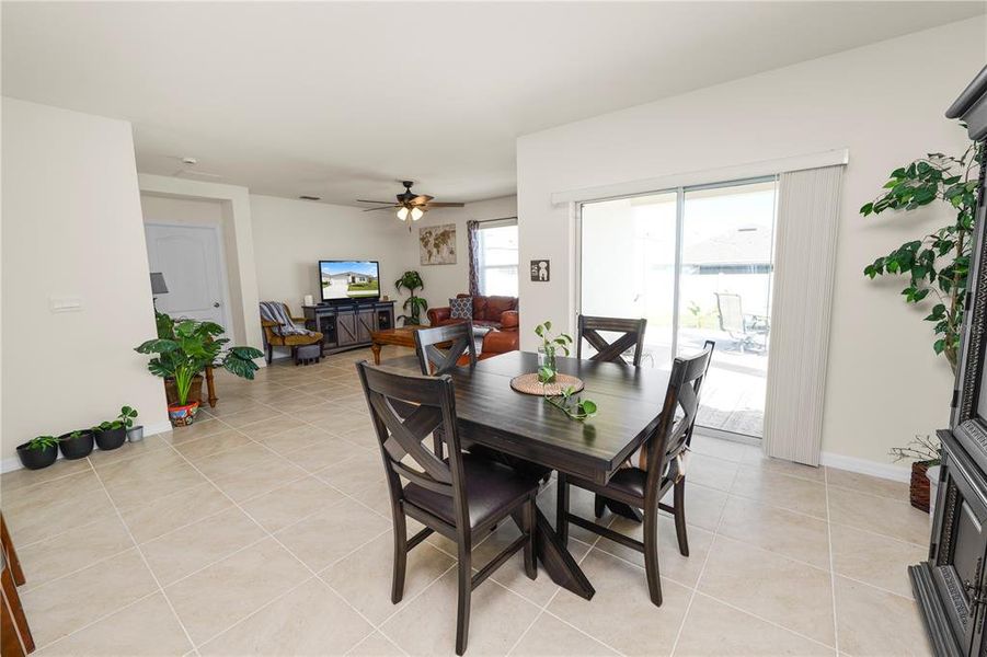 Furnished interior view inside a new home in , Bartow (Image 19).