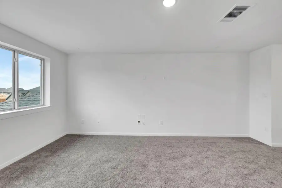 Spacious, unfurnished interior of a new home in Escondido - Terrace Collection, Magnolia (Image 14).