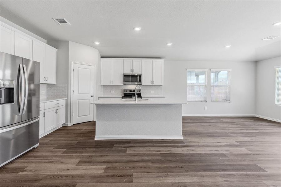 Furnished interior view inside a new home in Stratton Place, Greenville (Image 10). Furnished interior view inside a new home in Stratton Place, Greenville (Image 10).
