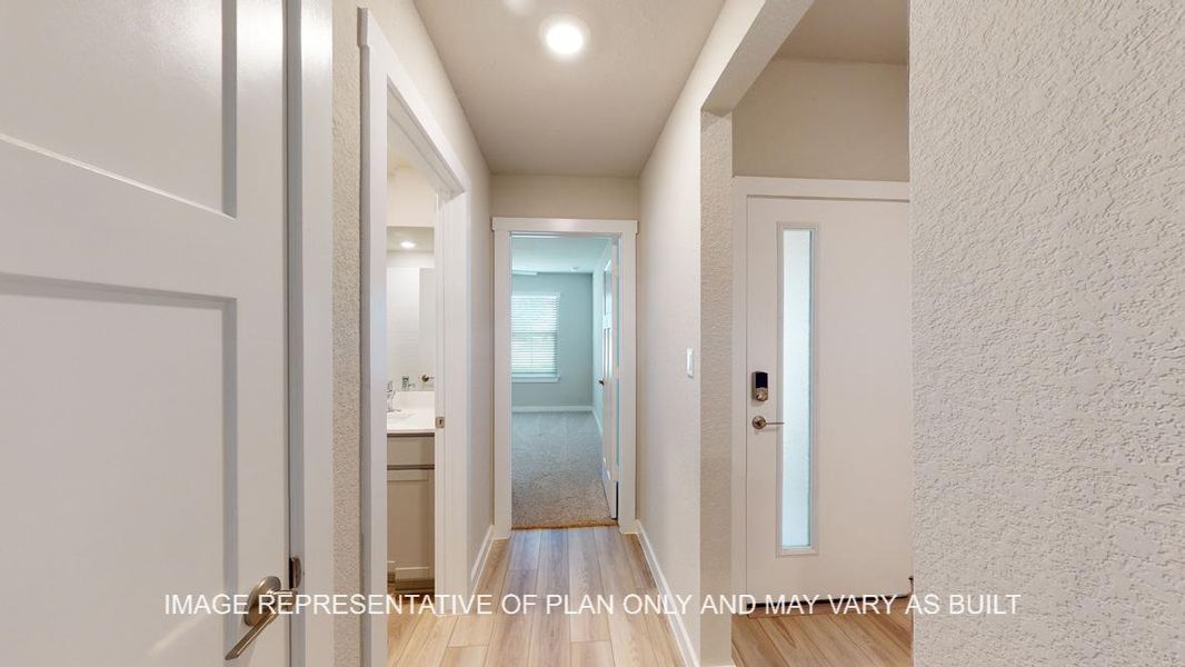 Representative unfurnished interior of a home built from the Easton by D.R. Horton in Yowell Ranch, Killeen (Image 15).