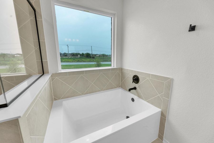 Furnished interior view inside a new home in Overlook Ranch, Georgetown (Image 9).