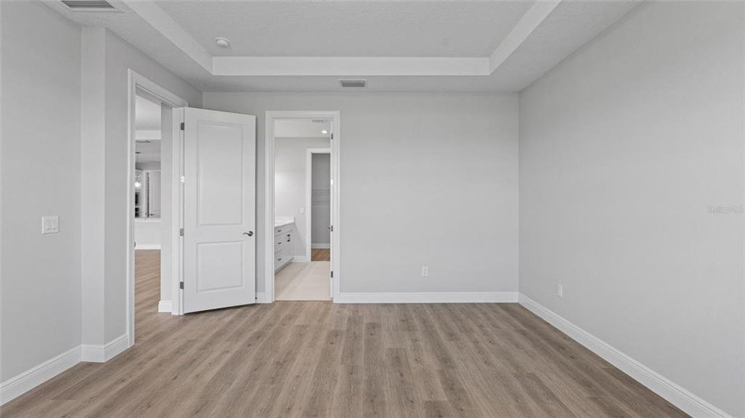 Spacious, unfurnished interior of a new home in Woodland Preserve, Parrish (Image 15).