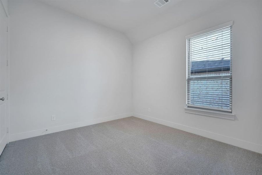 Spacious, unfurnished interior of a new home in Westside Preserve, Midlothian (Image 21).