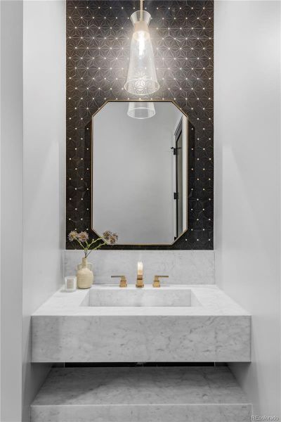 Powder Room - Floating Marble Vanity