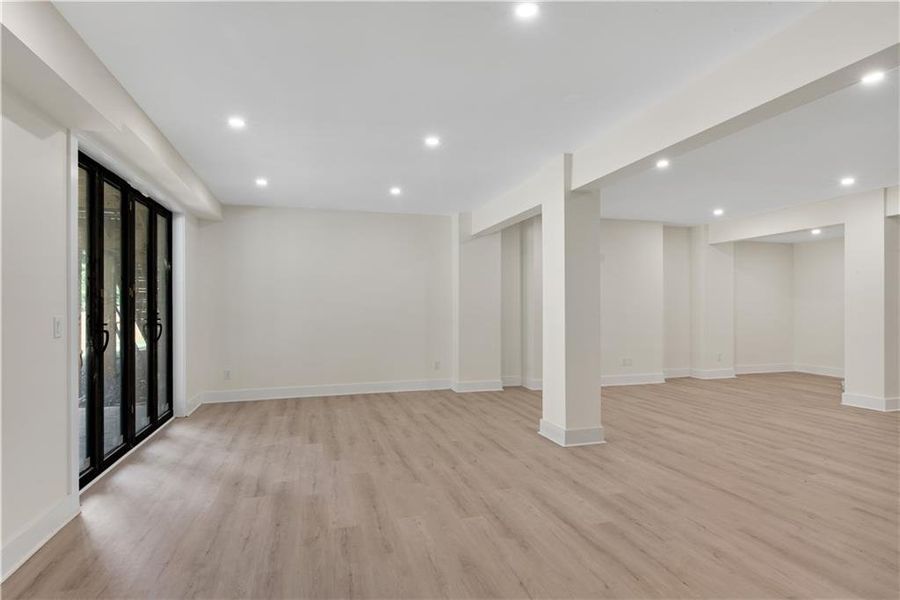 Spacious, unfurnished interior of a new home in , Marietta (Image 59). Spacious, unfurnished interior of a new home in , Marietta (Image 59).